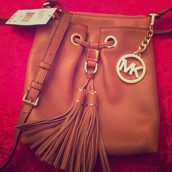 Michael Kors Handbags - Michael Kors Cross body
