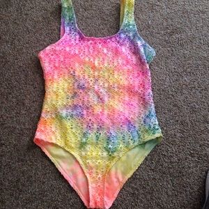 UNIF one piece