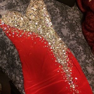 Red prom dress