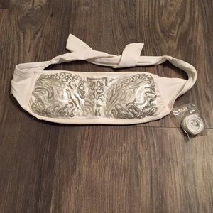 Strapless bandeau white swim top
