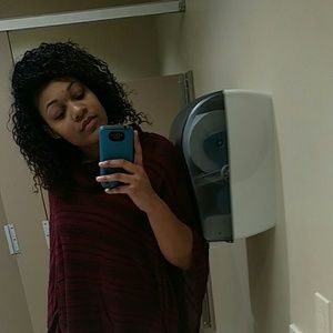 Meet your Posher, Danielle