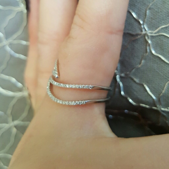 SOLD!!! 14K Diamond white gold ring - Picture 3 of 6