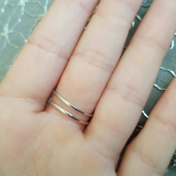 SOLD!!! 14K Diamond white gold ring - Picture 4 of 6