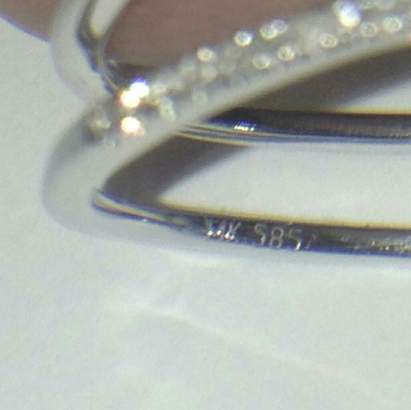 SOLD!!! 14K Diamond white gold ring - Picture 5 of 6