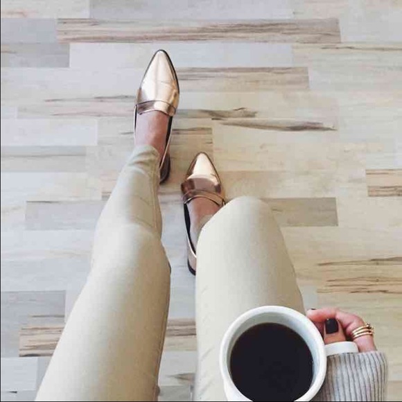 ISO F21 rose gold shoes!!!