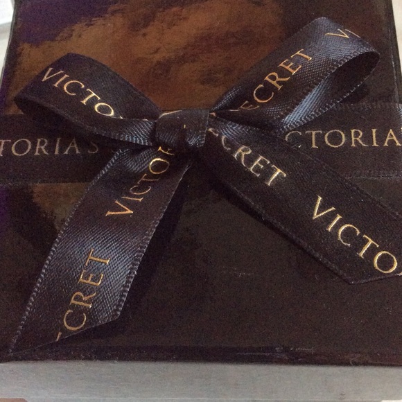 Victorias Secret Bracelet and Necklace - Picture 1 of 4
