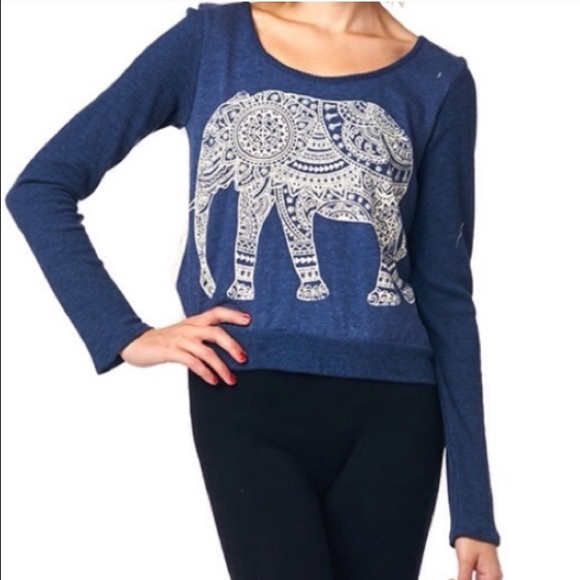 🚨PRICE FIRM Crochet Back Elephant Top - Picture 4 of 4