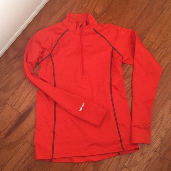 Sports jacket- Tech Wick