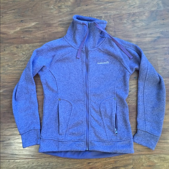 Fleece Jacket with thumb holes. Lavender. ❄️