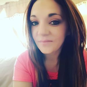 Meet your Posher, Tina