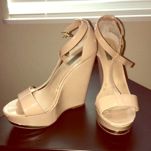 Steven Madden Nude Wedges