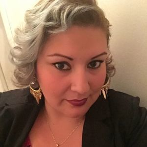 Meet your Posher, Ana