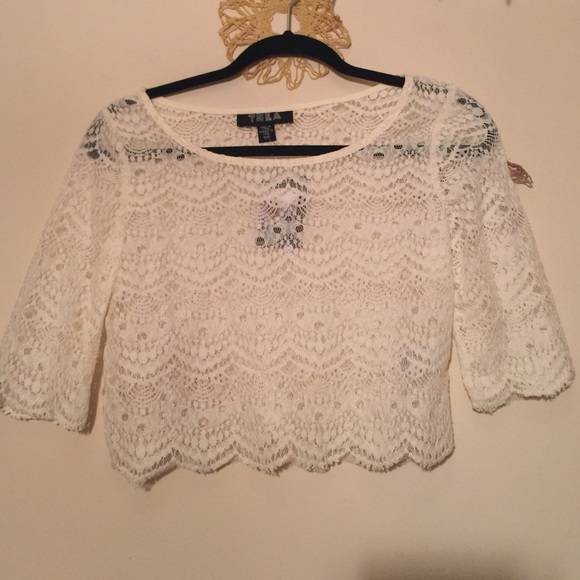 White lace cropped top - Picture 1 of 3