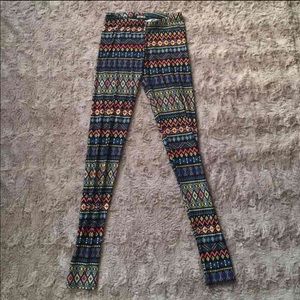 *NWT* Cute Printed Leggings