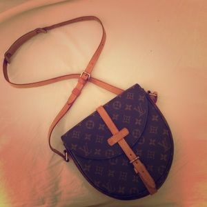 Used Vintage Louis Vuitton Crossbody