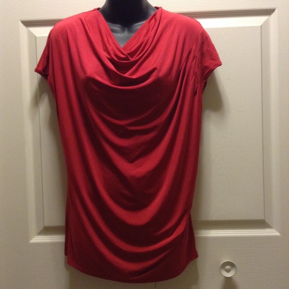 Hold for @luckycladd 4 for $10 woman's top