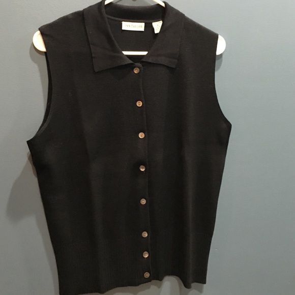 Sleeveless silk sweater