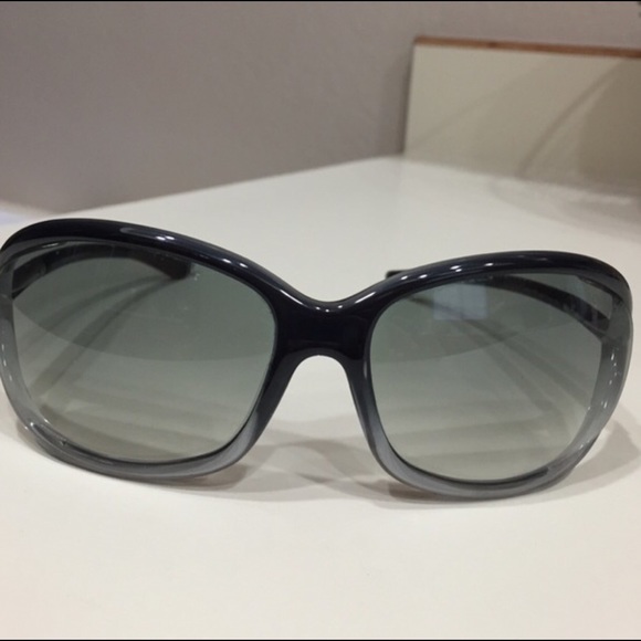 Please do not buy! Tom Ford "Jennifer"