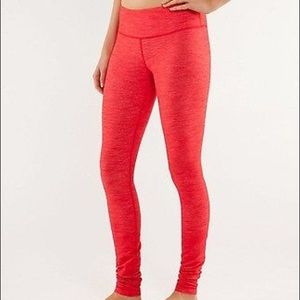 LULULEMON WUNDER UNDER RED DENIM YOGAS