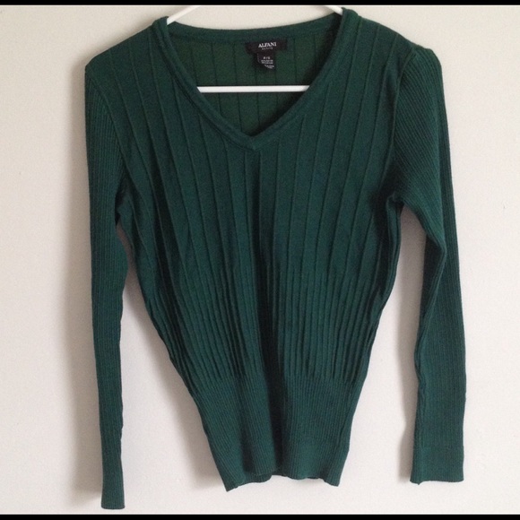 V neck sweater by Alfani