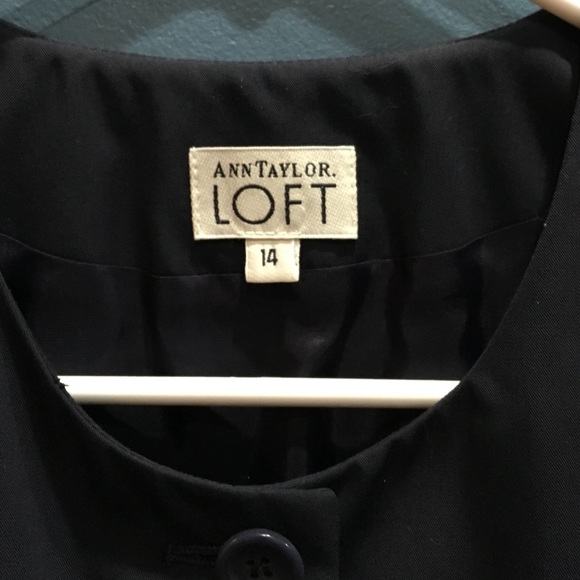 Navy button down shell - Picture 3 of 3