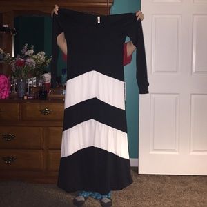 black and white maxi dress