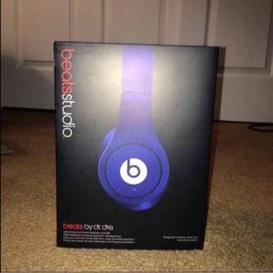 Studio beats by Dre