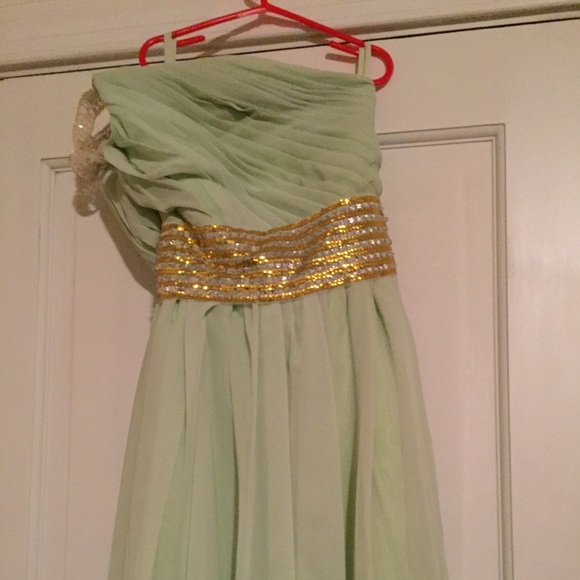 Prom dress- NOT SHERRI HILL - Picture 3 of 4