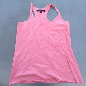 pink tank