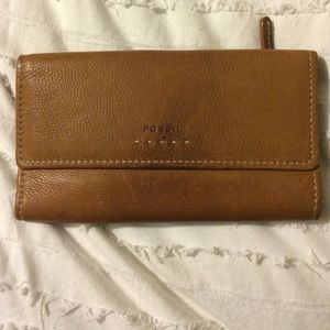Fossil wallet