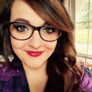 Meet your Posher, Christy