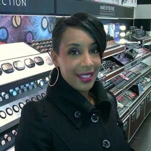 Meet your Posher, Dana