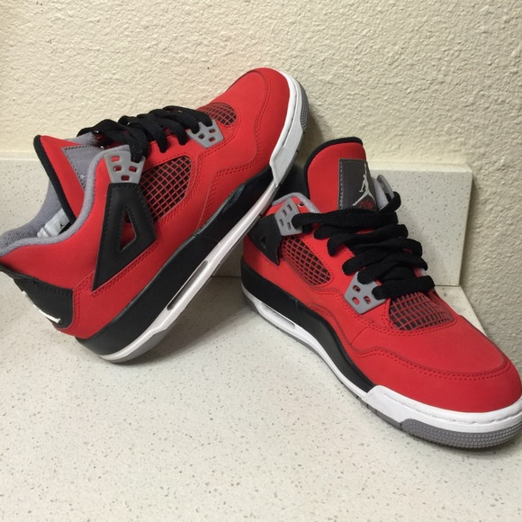 Barely worn, clean air Jordan shoes