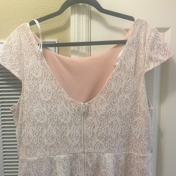 Prom/ homecoming dress - Picture 3 of 4