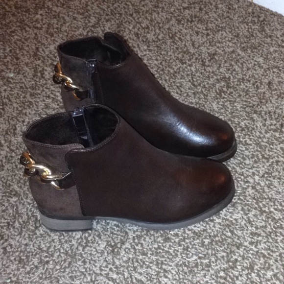 Ankle boots