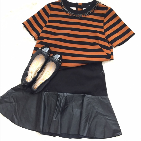 {H&M} Black Faux Leather Peplum Skirt - Picture 4 of 4