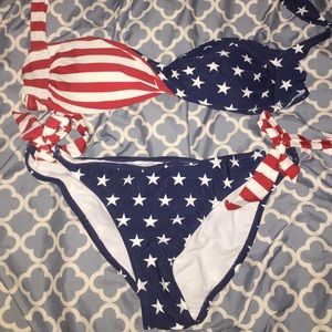American flag bathing suit never worn! Size large!