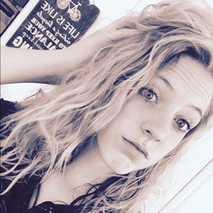 Meet your Posher, Kenzie