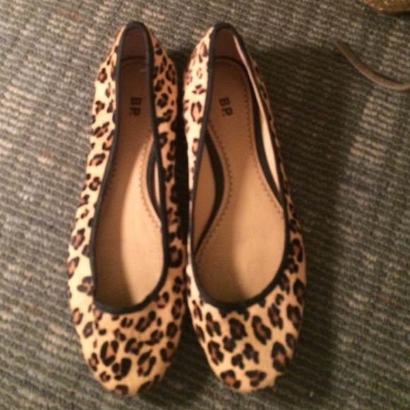 Cheetah print flats