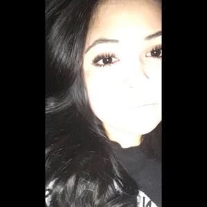 Meet your Posher, Perla