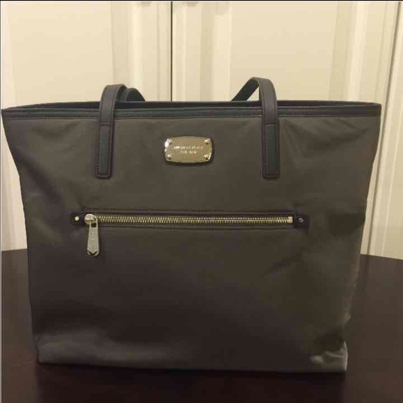 ❌SOLD❌ NWT Michael Kors Nylon Tote