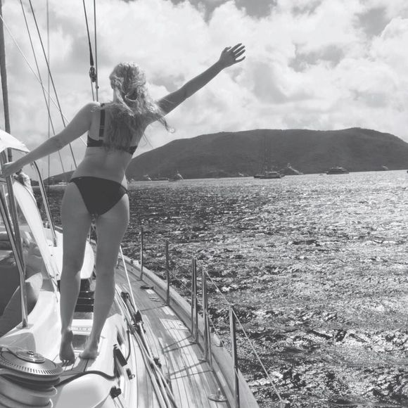 Meet your Posher, Ava