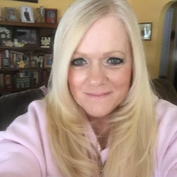 Meet your Posher, Patricia - Picture 4 of 4