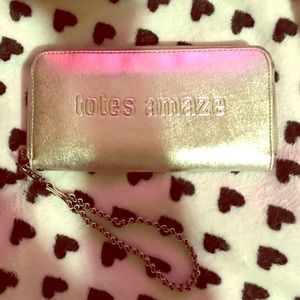 "Totes Amaze" wallet