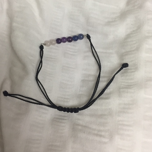 Beaded pull bracelet