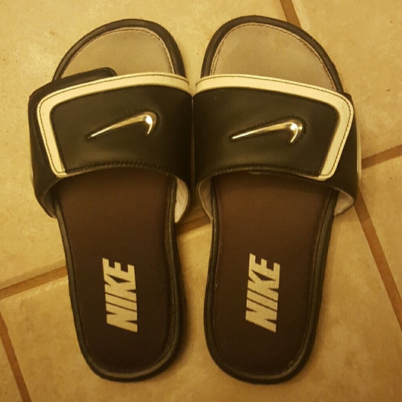 Nike slides