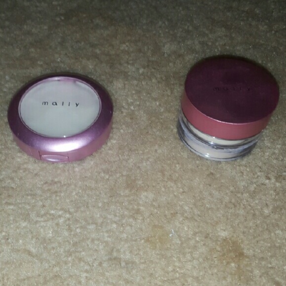 Mally Pore Defender and Primer