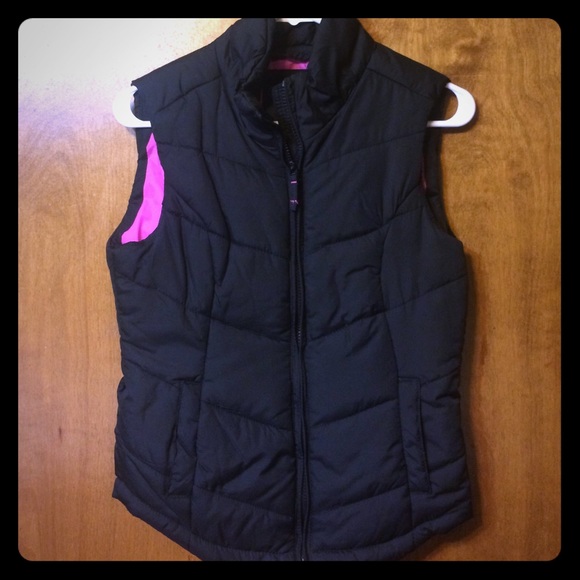Black Puffy Vest