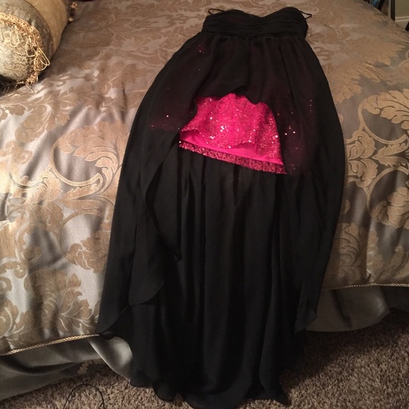 Dress - Picture 2 of 4