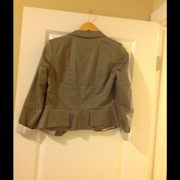 Blazer - Picture 2 of 3